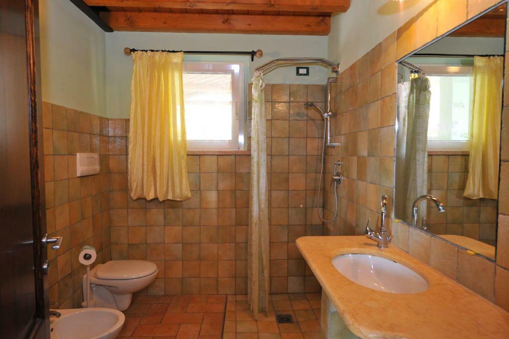 Agriturismo Lizzarola Peschiera del Garda Buitenkant foto