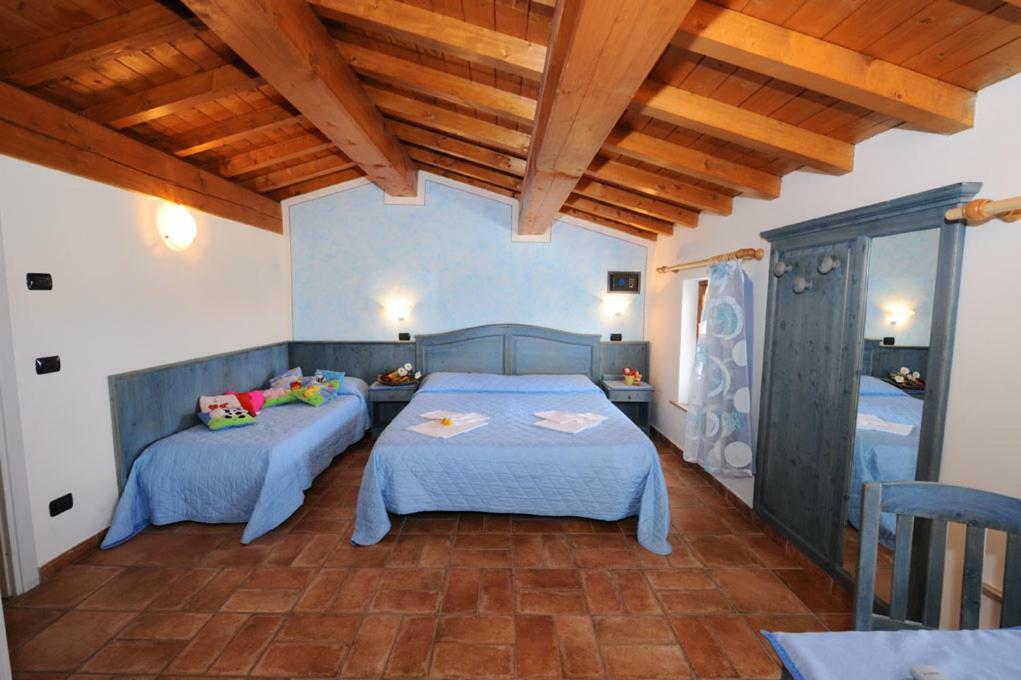 Agriturismo Lizzarola Peschiera del Garda Buitenkant foto