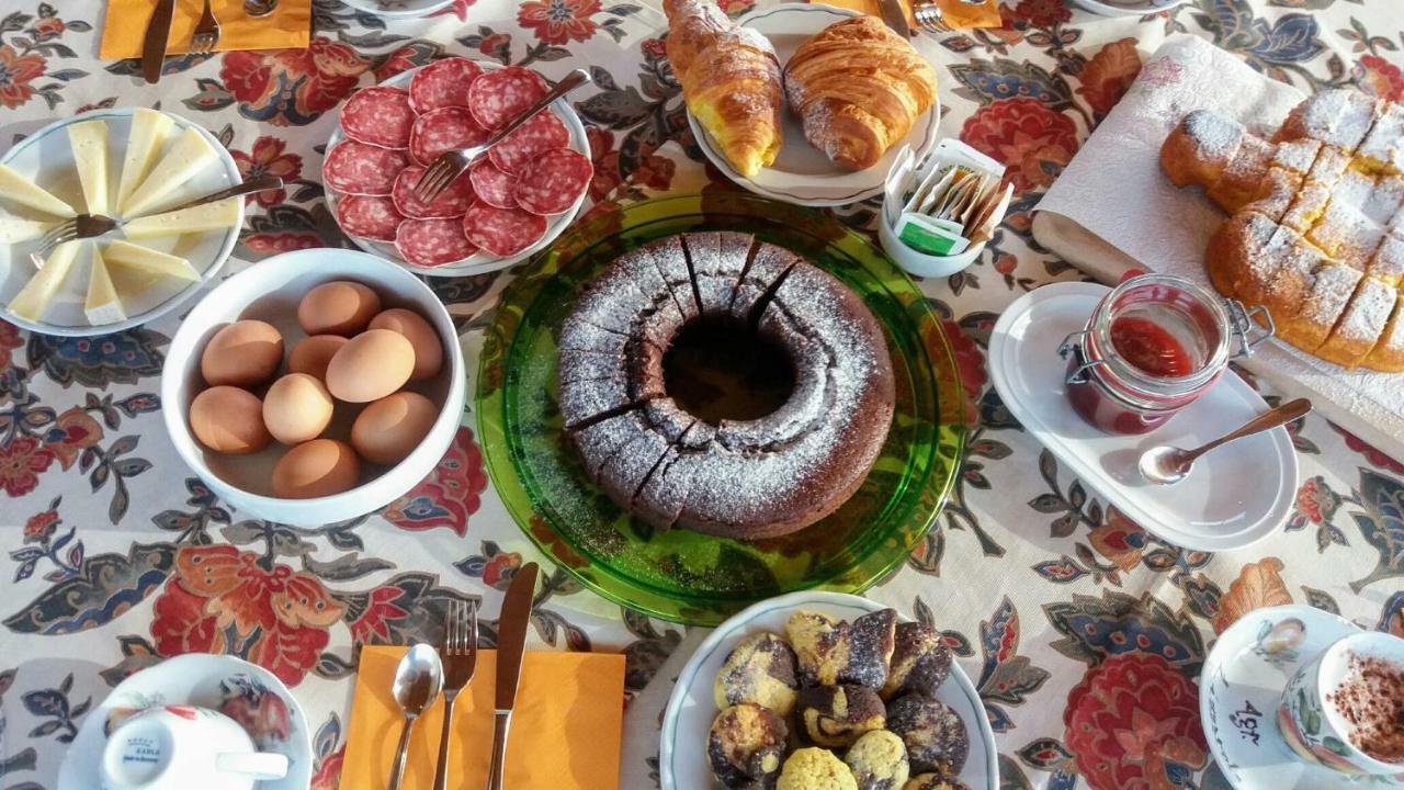 Agriturismo Lizzarola Peschiera del Garda Buitenkant foto